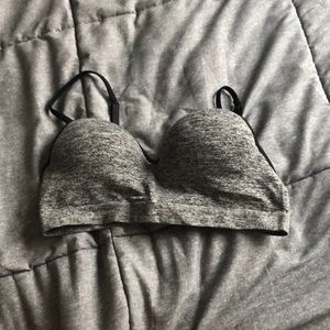 Sports bra
